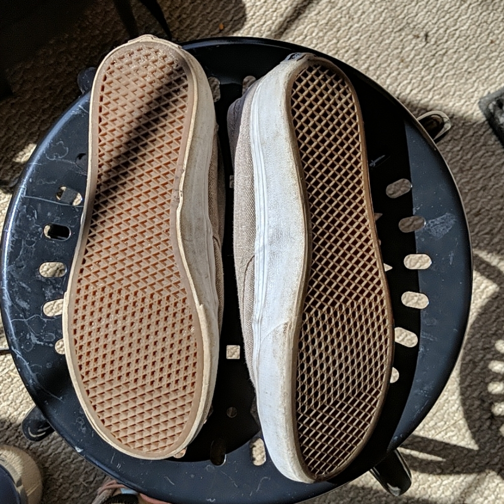 Vans - Picture 3 of 3